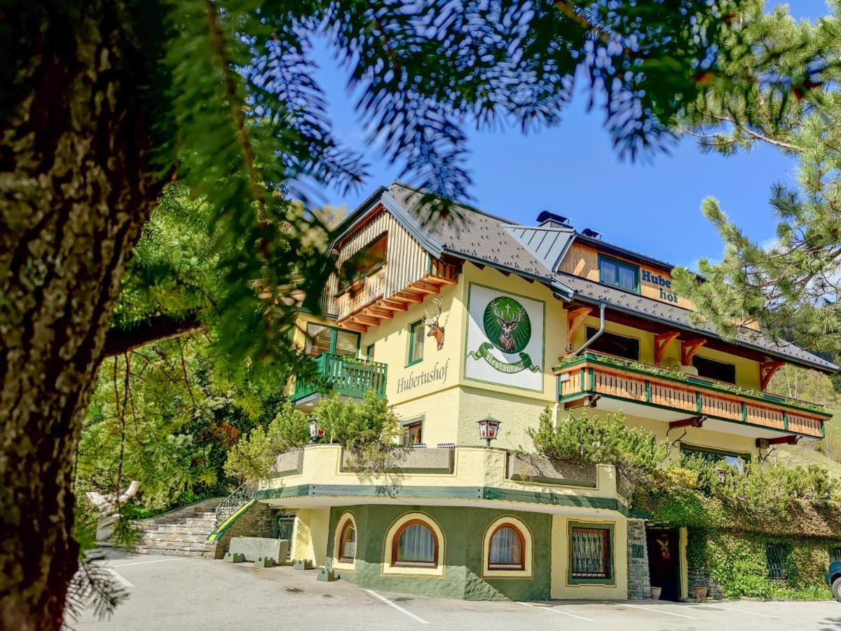 Hotel Landgasthof Hubertusstubn Sankt Michael im Lungau Esterno foto