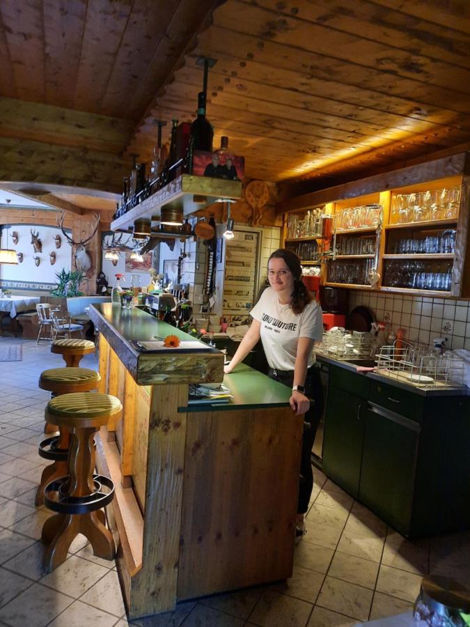 Hotel Landgasthof Hubertusstubn Sankt Michael im Lungau Esterno foto