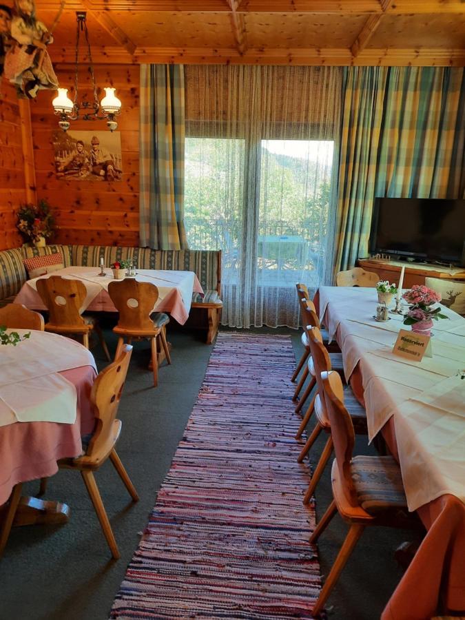 Hotel Landgasthof Hubertusstubn Sankt Michael im Lungau Esterno foto