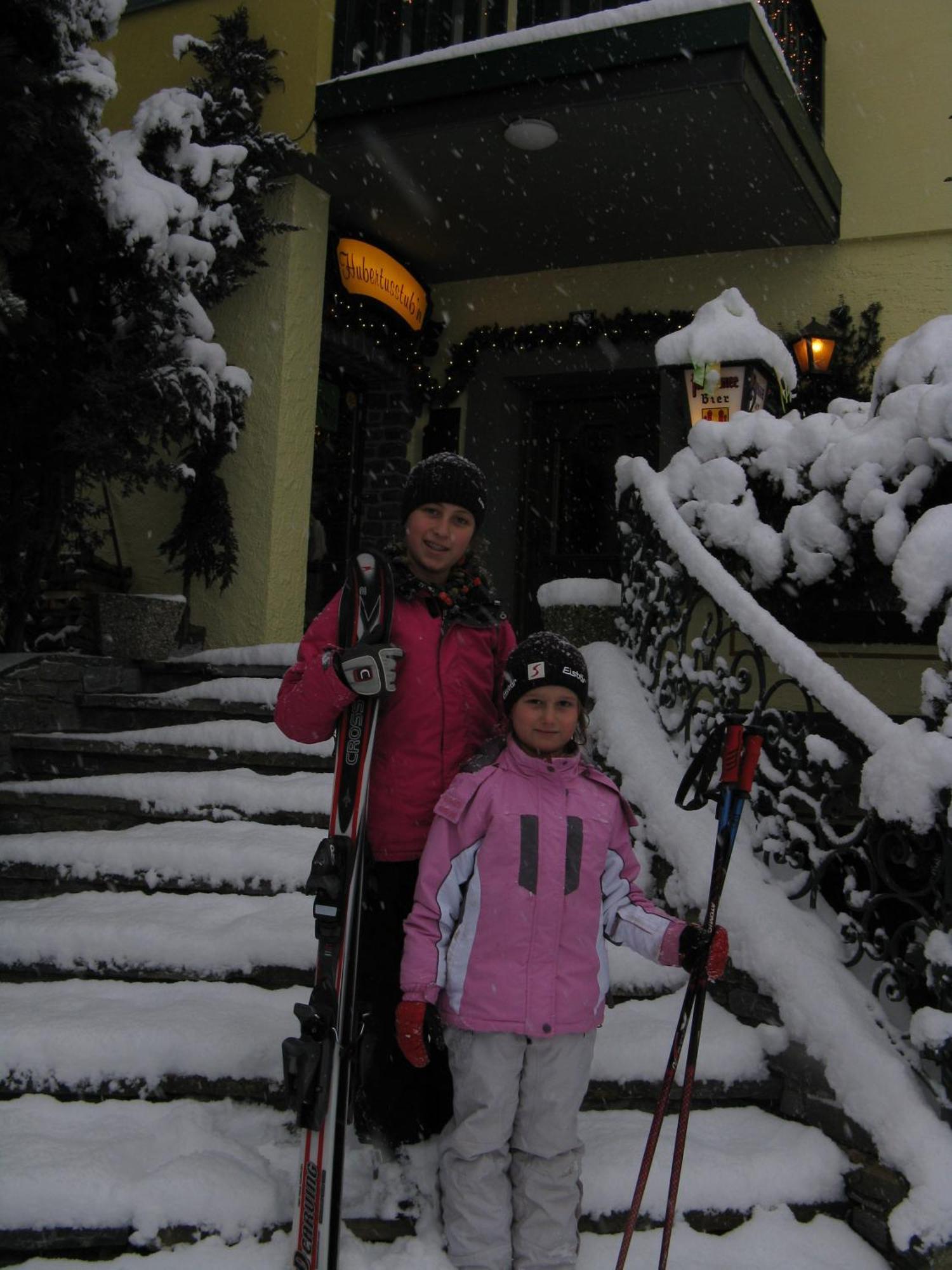 Hotel Landgasthof Hubertusstubn Sankt Michael im Lungau Esterno foto